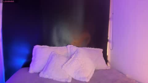 lila_cox online show from 09.20.25