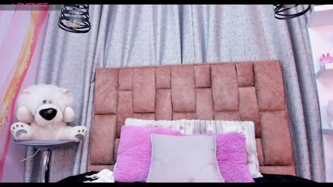 lila noa online show from 01.12.25