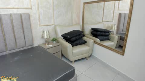 lila bailey  online show from 10.15.25