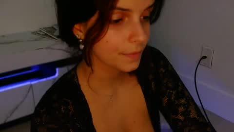 Rebecca online show from 09.23.25