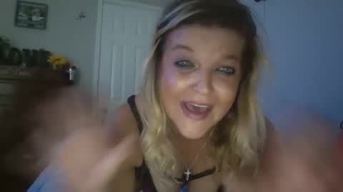 lilblonde412 online show from 09.24.25