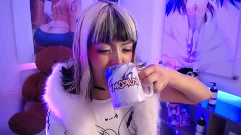 Snapshot of lilcandy19 chatting on 10.07.25 lilcandy19 online show from 10.07.25