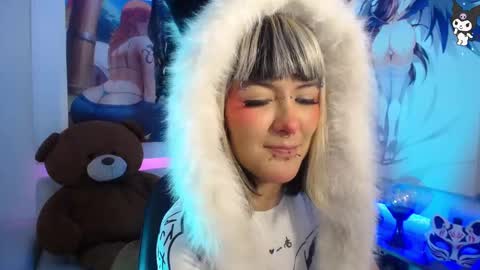 Snapshot of lilcandy19 chatting on 10.24.25 lilcandy19 online show from 10.24.25