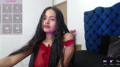 Snapshot of lili666_ chatting on 10.30.25 Lili online show from 10.30.25