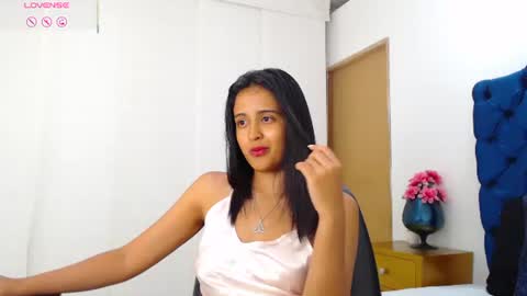 Snapshot of lili666_ chatting on 06.16.26 Lili online show from 06.16.26