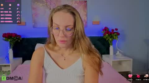 Snapshot of lili_bruno chatting on 09.11.25 Lili online show from 09.11.25