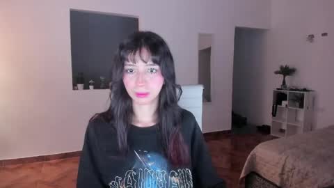 Snapshot of lili_cherry_ chatting on 06.08.26 lili_cherry_ online show from 06.08.26