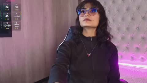 Snapshot of lili_clan chatting on 11.04.25 lili_clan online show from 11.04.25