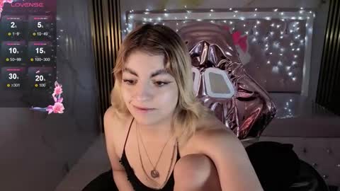 Lili online show from 11.07.25