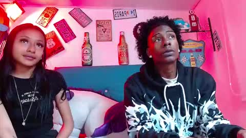 Snapshot of lili_roussi chatting on 09.30.25 lili_roussi online show from 09.30.25