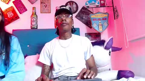 Snapshot of lili_roussi chatting on 11.04.25 lili_roussi online show from 11.04.25