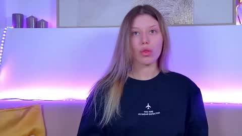 Mia online show from 02.09.25