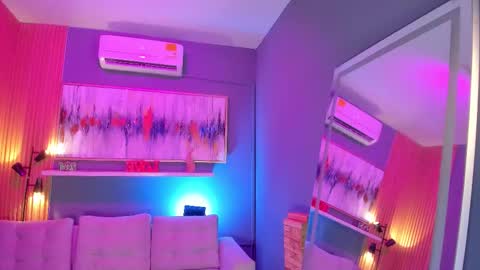 holis soy lily chang no olvides el pulgar arriba es muy importante para mi 3 independent model online show from 03.12.26