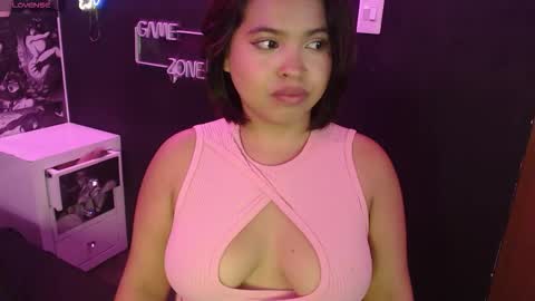 Snapshot of liliana_pink chatting on 03.10.26 liliana online show from 03.10.26