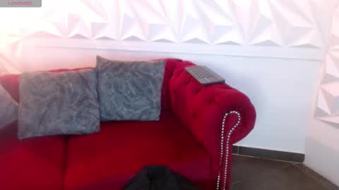 Snapshot of liliana_pink chatting on 03.18.26 liliana online show from 03.18.26