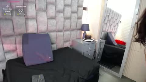 Snapshot of liliana_pink chatting on 03.19.26 liliana online show from 03.19.26