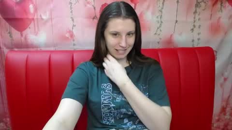 Snapshot of lilianashine chatting on 05.19.26 lilianashine online show from 05.19.26