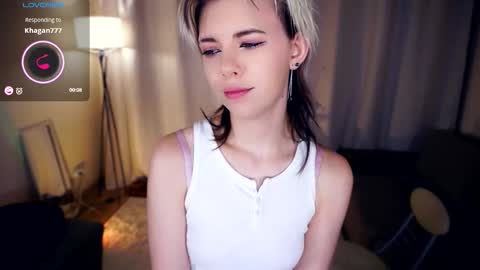 Lilian online show from 09.30.25