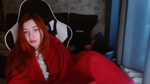 liliawoolf online show from 02.07.25