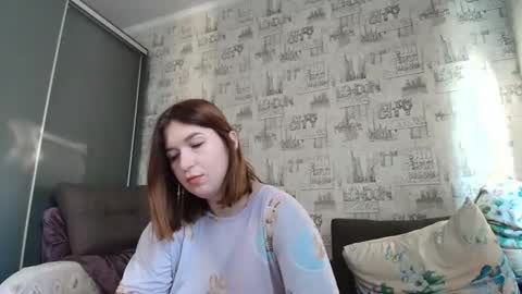 liliawoolf online show from 09.11.25