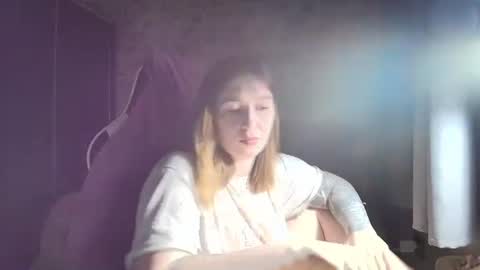 liliawoolf online show from 12.14.25