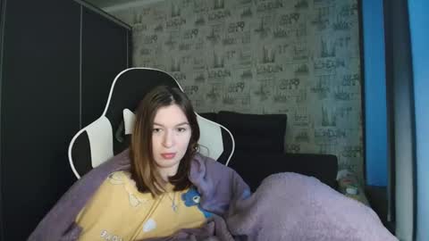 liliawoolf online show from 01.17.26