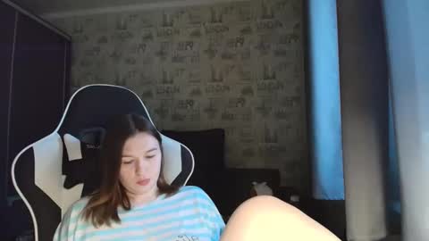 liliawoolf online show from 02.15.26