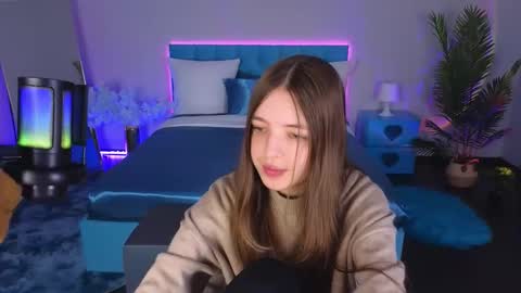 Snapshot of lilibakery chatting on 10.06.25 Lili Bakery online show from 10.06.25