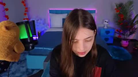 Snapshot of lilibakery chatting on 10.27.25 Lili Bakery online show from 10.27.25