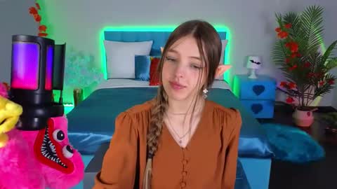 Snapshot of lilibakery chatting on 11.01.25 Lili Bakery online show from 11.01.25