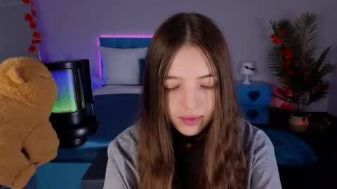 Snapshot of lilibakery chatting on 11.10.25 Lili Bakery online show from 11.10.25