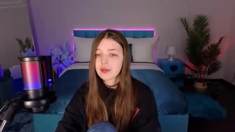 Lili Bakery online show from 02.23.26