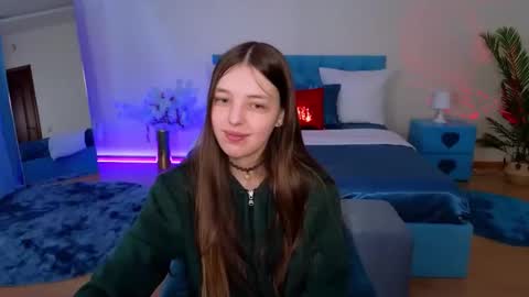 Lili Bakery online show from 04.11.26