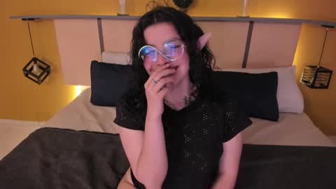  Lili  online show from 02.25.25