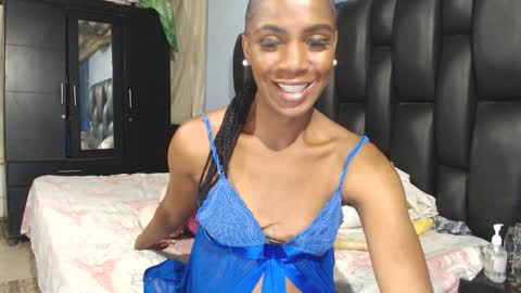 Snapshot of lilicosetalts chatting on 12.15.24 sherika online show from 12.15.24