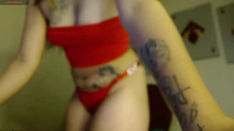 Snapshot of lilidesire chatting on 11.07.25 Simone 3 online show from 11.07.25