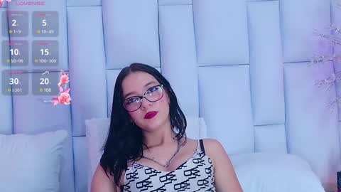 Lili online show from 12.13.24