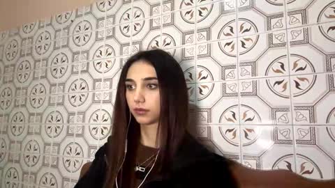 Lina online show from 11.12.25