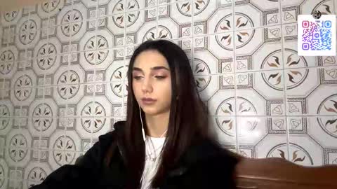 Lina online show from 11.28.25