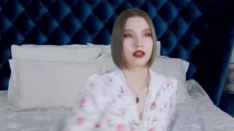 Snapshot of lililinn chatting on 01.24.25 LiliLinn online show from 01.24.25