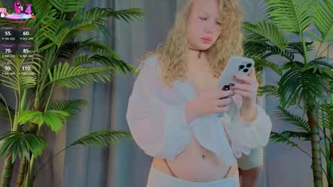 lililok101 online show from 11.18.25