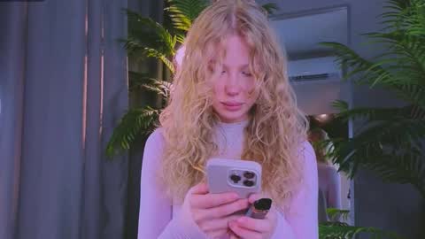 lililok101 online show from 03.17.26