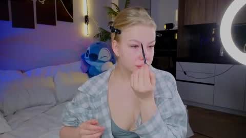 lililok101 online show from 04.23.26