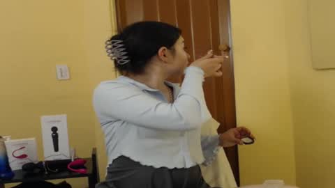 Snapshot of lilimini032 chatting on 10.08.25 lilimini online show from 10.08.25