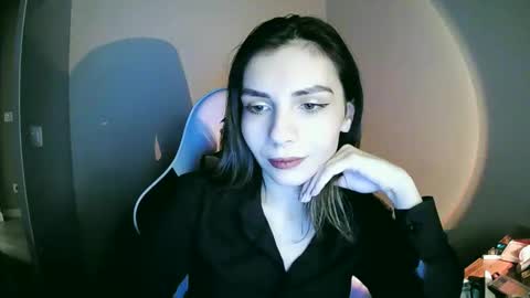 lilirose online show from 12.21.24