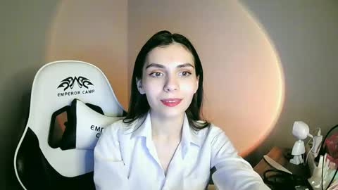 lilirose online show from 12.30.24