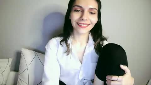 lilirose online show from 01.15.25