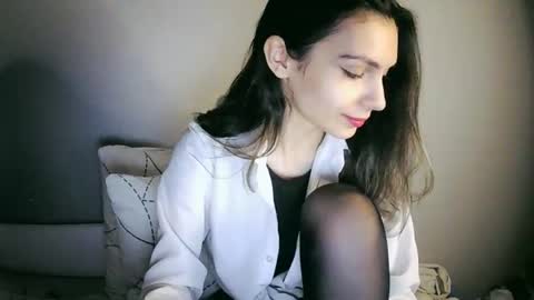 lilirose online show from 01.23.25