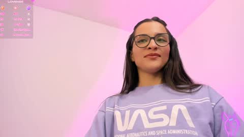 Snapshot of lilith01_ chatting on 12.21.24 Leidy online show from 12.21.24