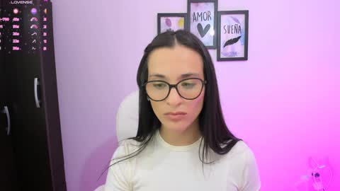 Snapshot of lilith01_ chatting on 01.11.25 Leidy online show from 01.11.25